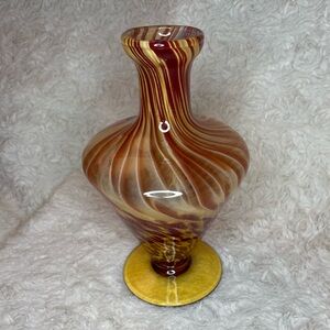 Vintage Italian White Cristal Hand Made Stretched Swirled Pedestal Vase